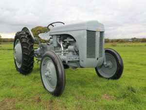 Read more about the article Rare early Fergie at Newark Vintage Tractor Show
